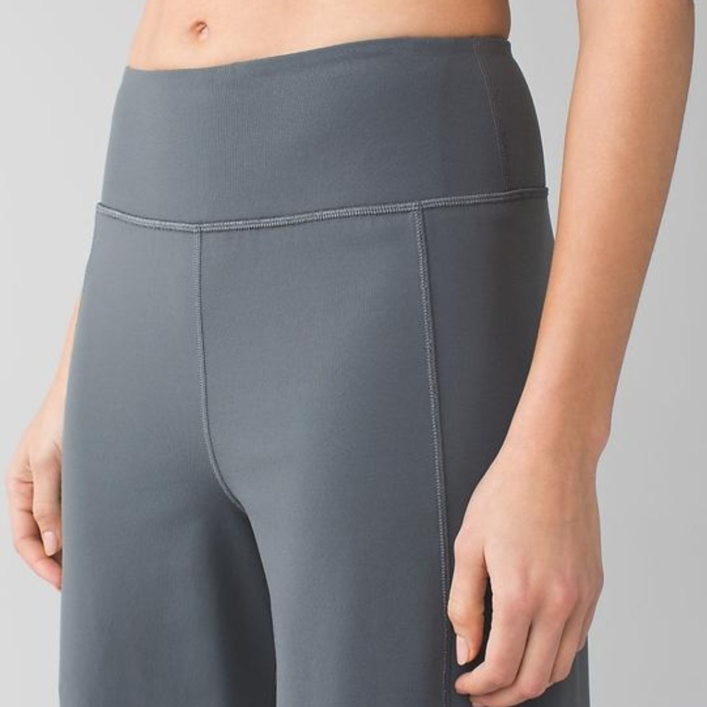 Lululemon Sit in Stillness Gray pant size 6